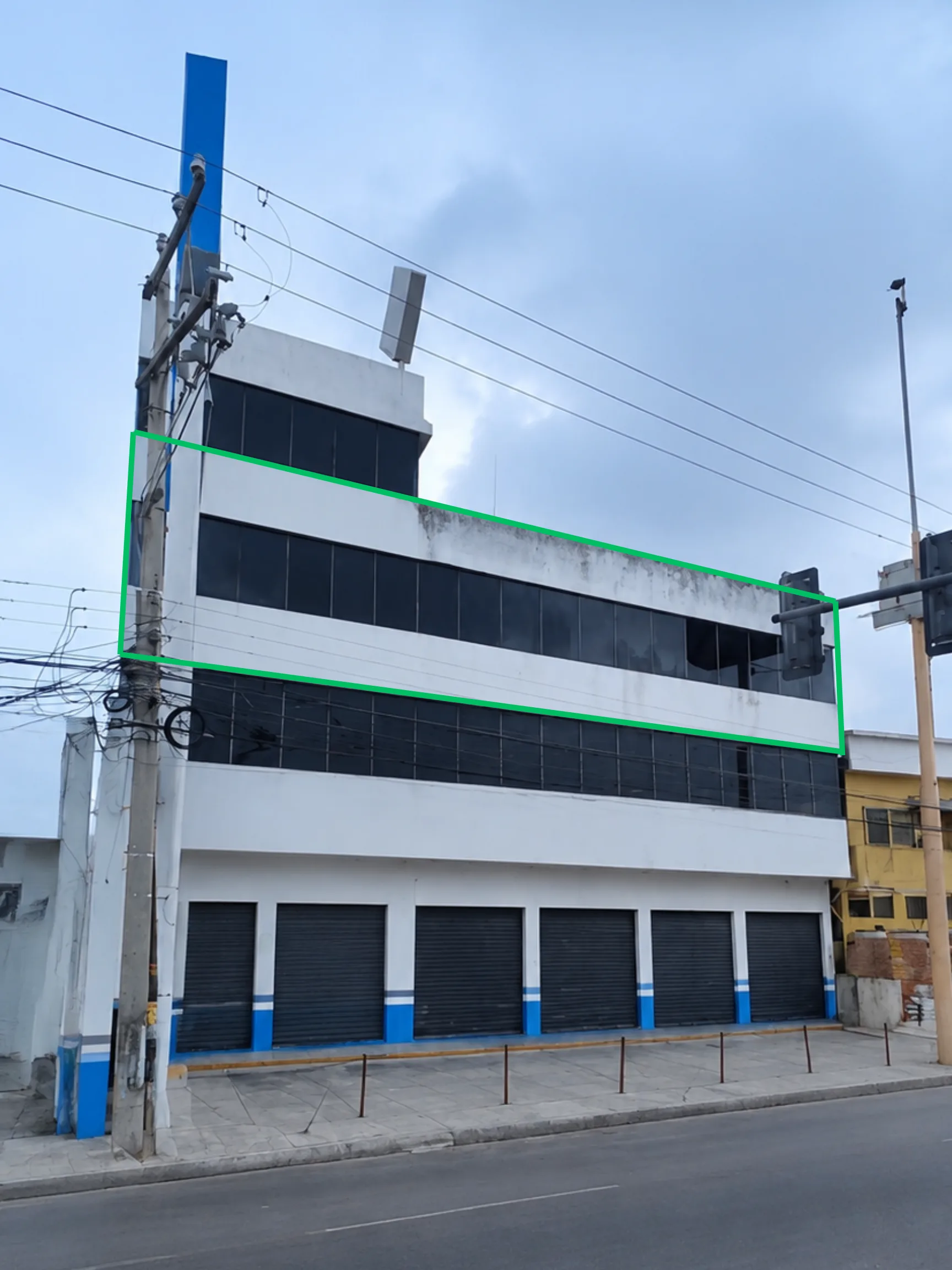 OFICINA EN RENTA