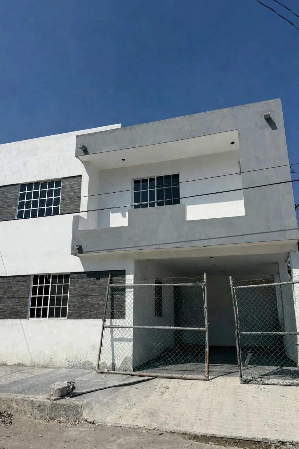 CASA 1 EN VENTA COLONIA EMILIO PORTES GIL