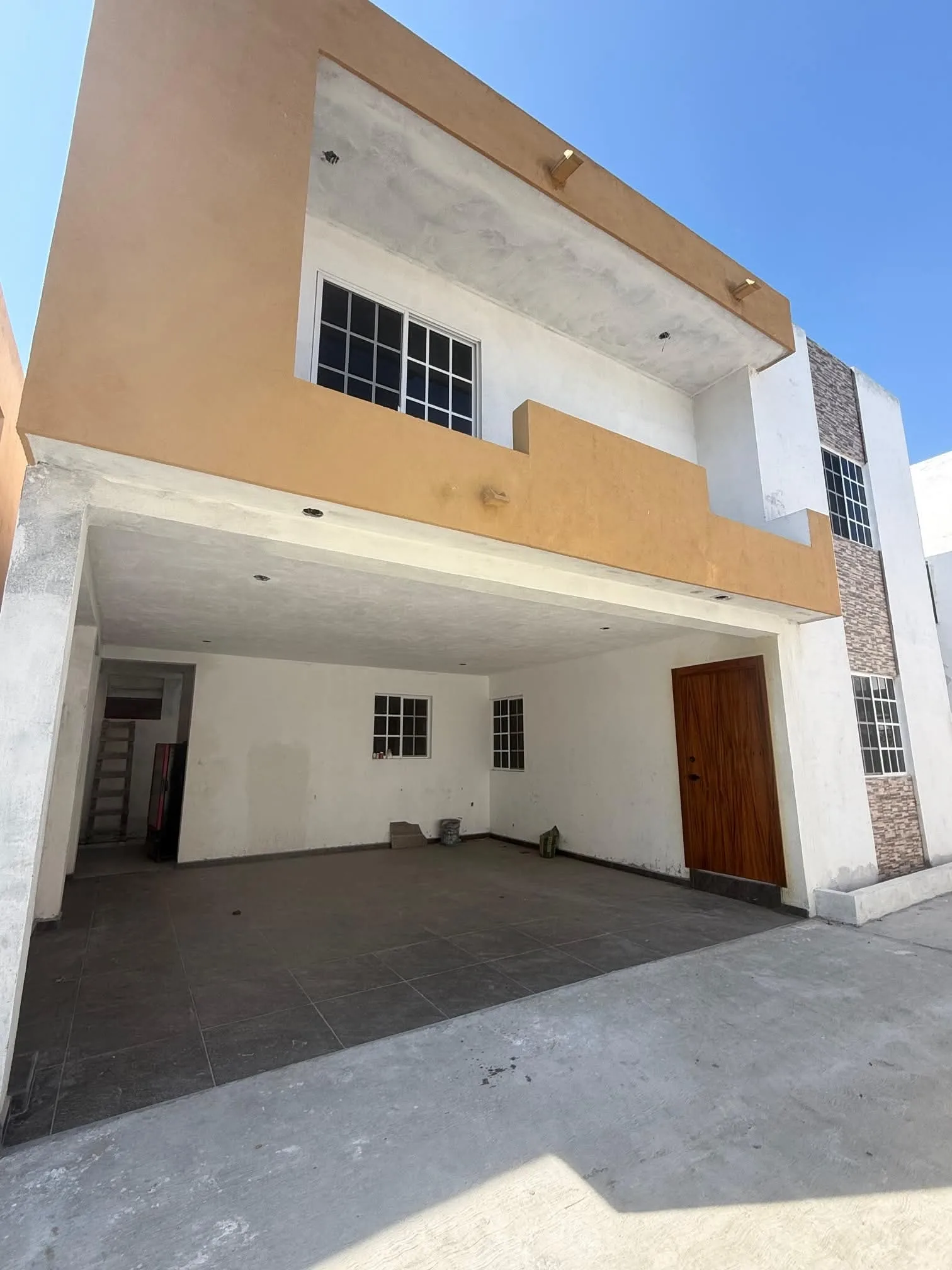 CASA 2 EN VENTA COLONIA EMILIO PORTES GIL